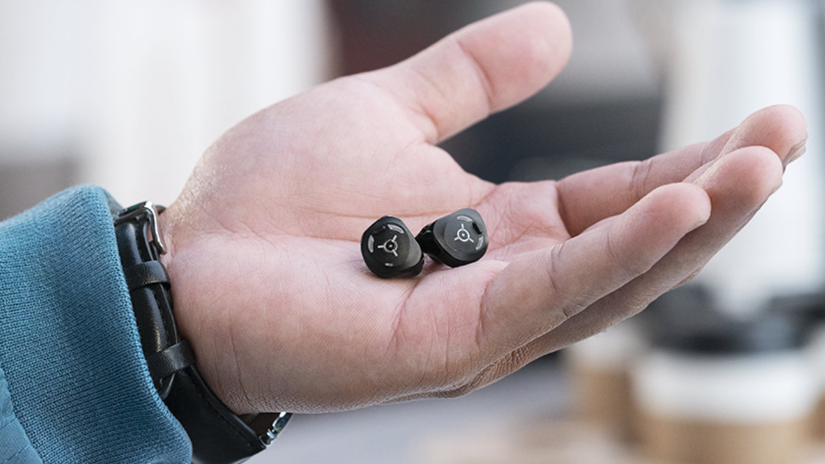 Phonak hearing aids held in hand
